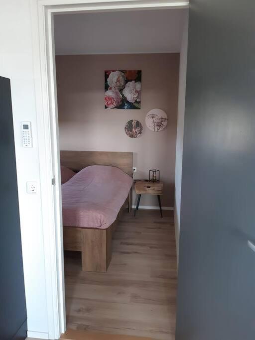 B&B Weidse Blik Ingelum Engelum ภายนอก รูปภาพ