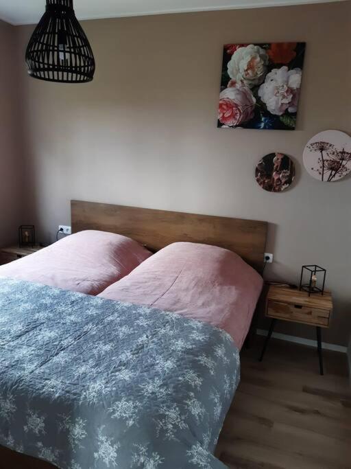 B&B Weidse Blik Ingelum Engelum ภายนอก รูปภาพ