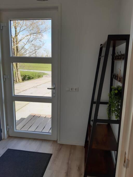B&B Weidse Blik Ingelum Engelum ภายนอก รูปภาพ