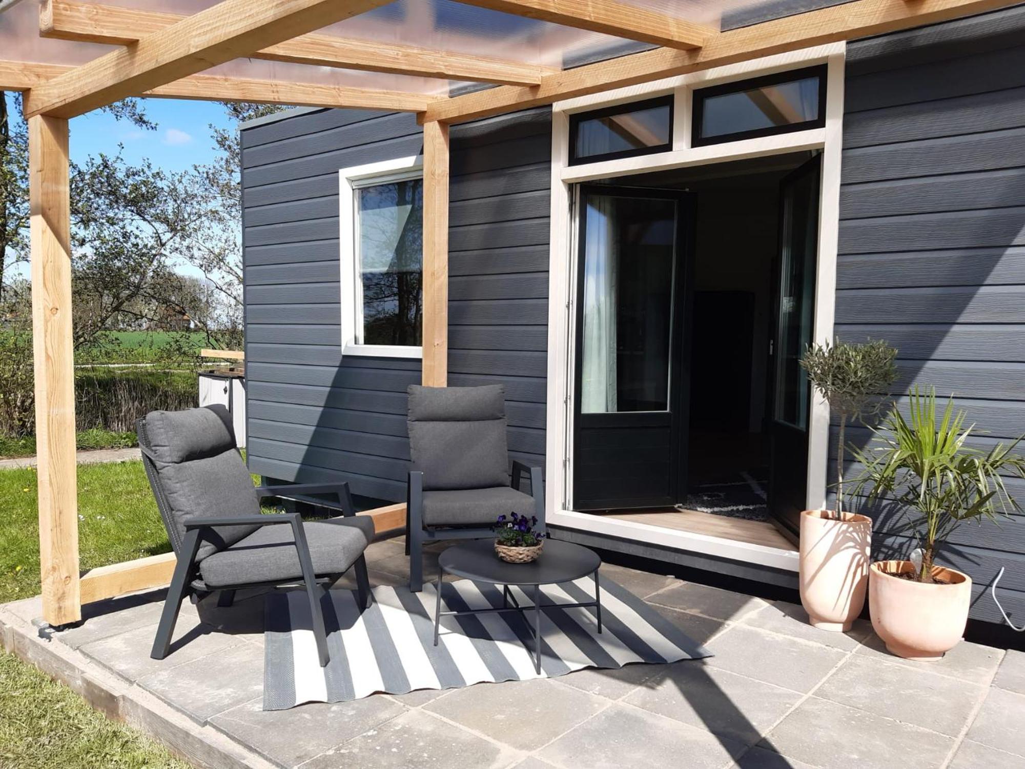 B&B Weidse Blik Ingelum Engelum ภายนอก รูปภาพ